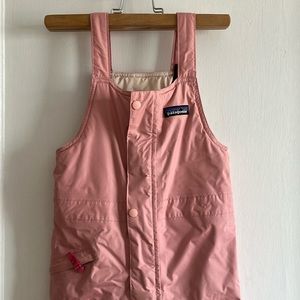 Patagonia Girls 5T bib snowpants.